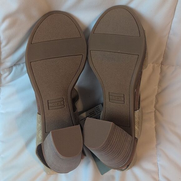 Tom's Size 7 Metallic Foil Champagne Majorca Cut Out Heels, NEW - Picture 6 of 11